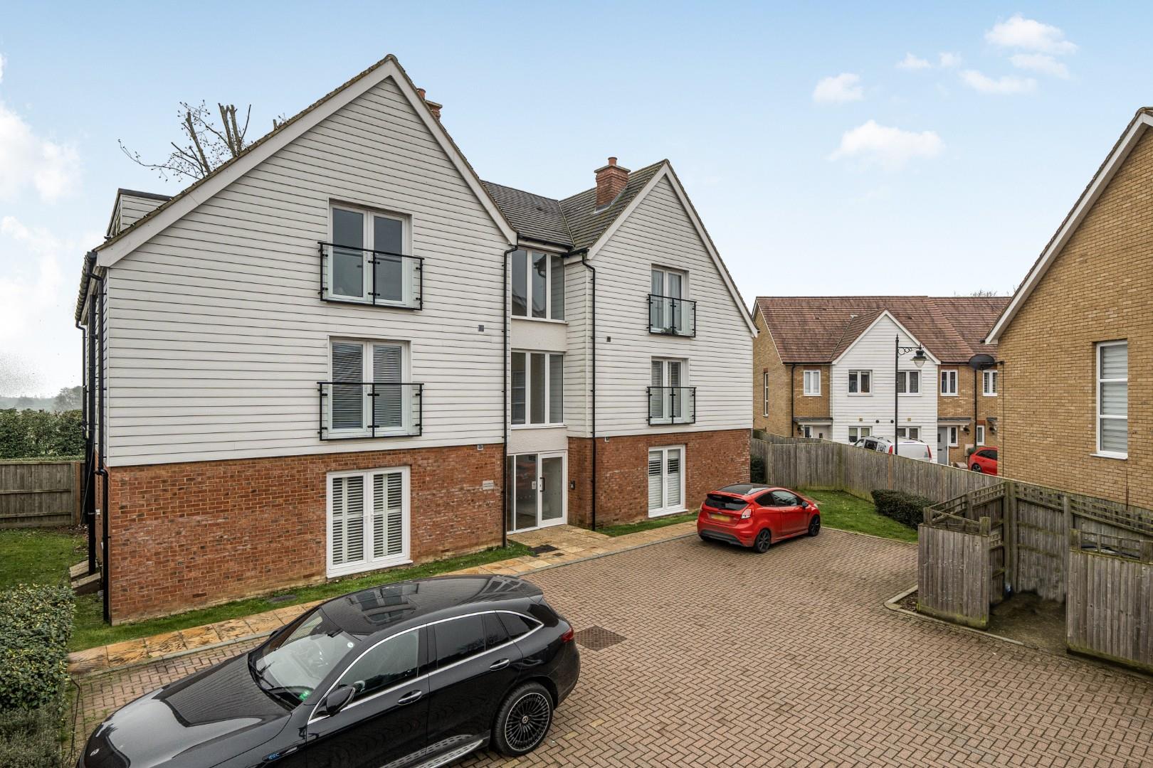 Brick Gardens, Ryarsh, West Malling, Kent, ME19 5GT