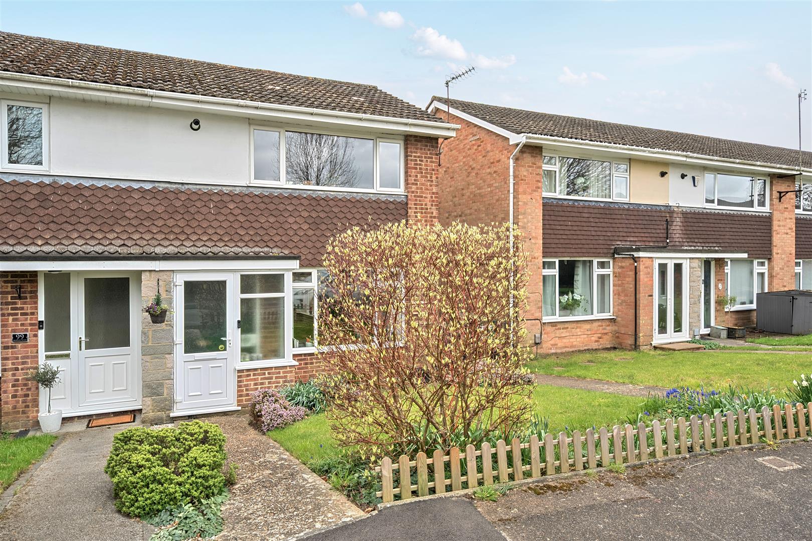 Merton Road, Bearsted, Maidstone, ME15 8LR